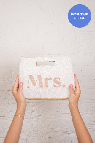 Mrs. Handle Pouch