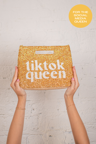 TikTok Queen Handle Pouch
